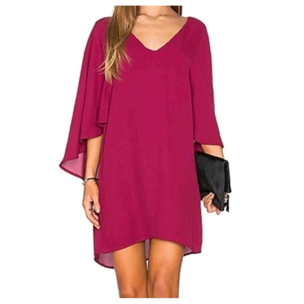 Cupcakes and Cashmere Womens Dress Suki Cape Trapeze Christmas Holiday Medium